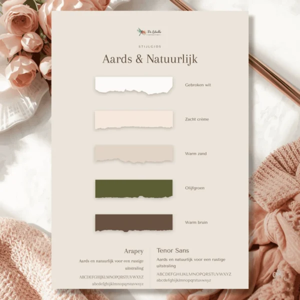 Cover van stijlgids Aards & Natuurlijk met een natuurlijk palet in gebroken wit, warm zand en olijfgroen